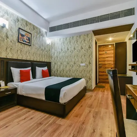 Capital O 444 Hotel Venus